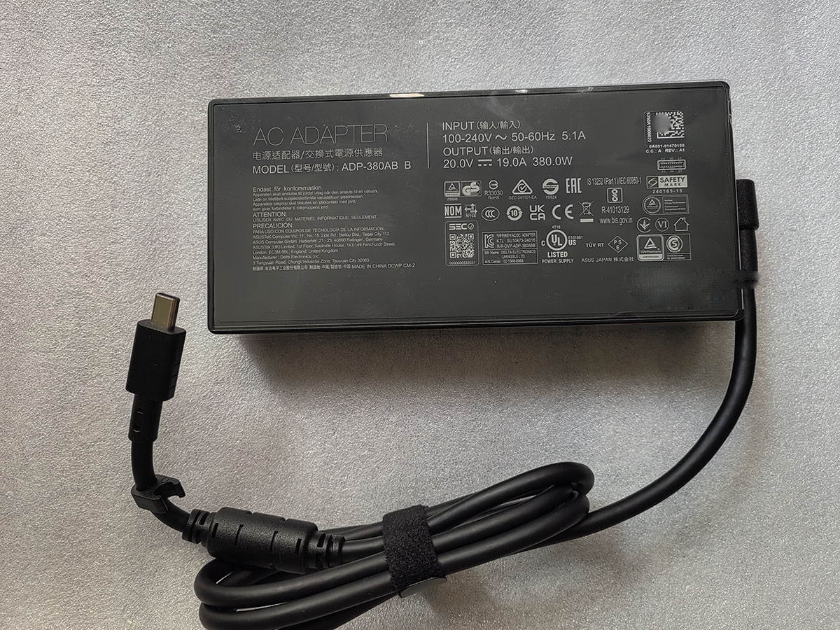 NEW 20V 19A Rectangle Conn 380 - đánh giá và giá Pc Gaming Asus Rog